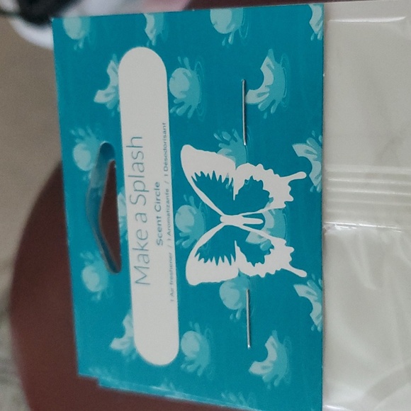 Scentsy Scent Circle Make a Splash - Picture 2 of 3